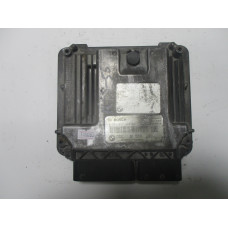 BMW 3.30 Motor Beyni 0281018288 DDE8516739