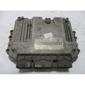 Renault Kango Scenic 1.9 DCI Motor Beyni 0281011776 8200391966 8200386508 
