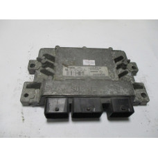 Renault Clio 1.2 Motor Beyni S120201109A 8200473744 8200400246 SIM32