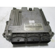 Renault Trafic Opel Vivaro 2.0 DCI Motor Beyni 0281014208 8200666516 8200752059