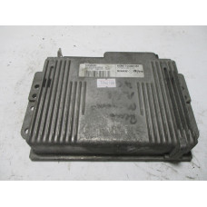 Renault Megane 1.6 Motor Beyni S105300204A HOM7700861151 7700105157