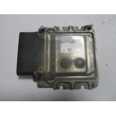 Opel Vivaro Motor Beyni 0281032615  237G00049R 237G0001R