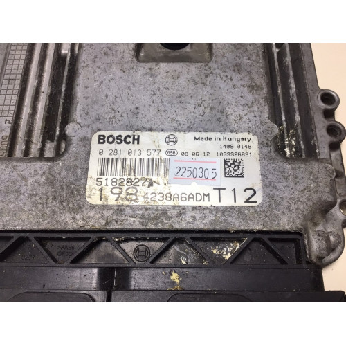 Fiat Bravo 1.9 JTD Motor Beyni 0281013577 51828271