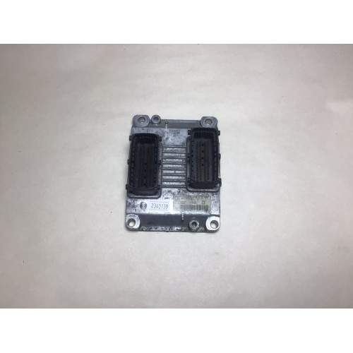 Alfa Romeo 147 1.6 Motor Beyni 0261207727 00552049900D ME731HA029