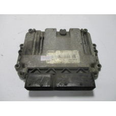 Opel Astra 1.7 Motor Beyni 0281014643 98074154