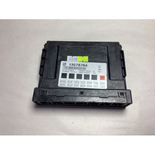 Opel İnsignia BCM Kontrol Beyni 13578704 F00HJ00746