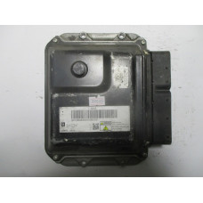 Opel Astra 1.7 Motor Beyni 55577647 MB275800-8884