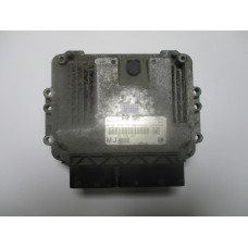 Opel Astra Motor Beyni 0281015767 55570807