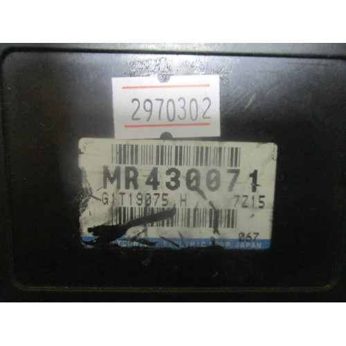 Mitsubishi Pajero Motor Beyni MR430071 G1T19075