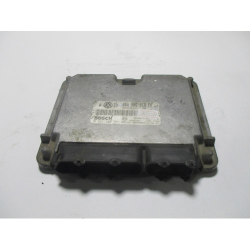 Volkswagen Golf 2.0 Motor Beyni M5.9.2 0261206261 06A906018FK