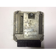 Volkswagen Golf 2.0 TDI Motor Beyni 03L906022MC 0281015756 EDC17CP14