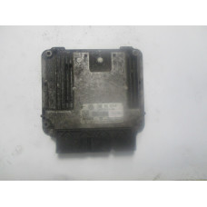 Volkswagen Touran 2.0 Motor Beyni Med9.5.10 0261S02163 06F906056DT