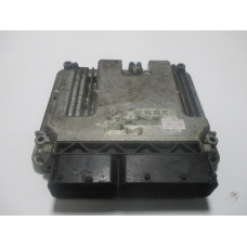 Volkswagen Passat 2.0 Motor Beyni MED9.5.10 0261S02262 06F906056FC
