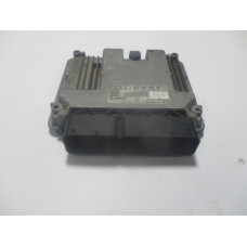 Audi A3 2.0 Motor Beyni Med9.5.10 0261S02099 06F906056DK