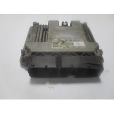 Volkswagen Golf 2.0 Motor Beyni MED9.5.10 0261S02155 06F906056DN