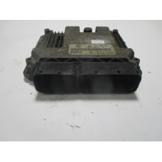 Volkswagen Touran 2.0 Motor Beyni MED9.5.10 0261S02100 06F906056DJ