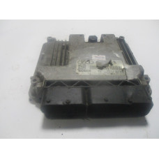 Audi A3 2.0 Motor Beyni Med9.5.10 0261S02153 06F906056DL