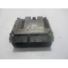 Volkswagen Touran 2.0 Motor Beyni MED9.5.10 0261S02247 06F906056EM