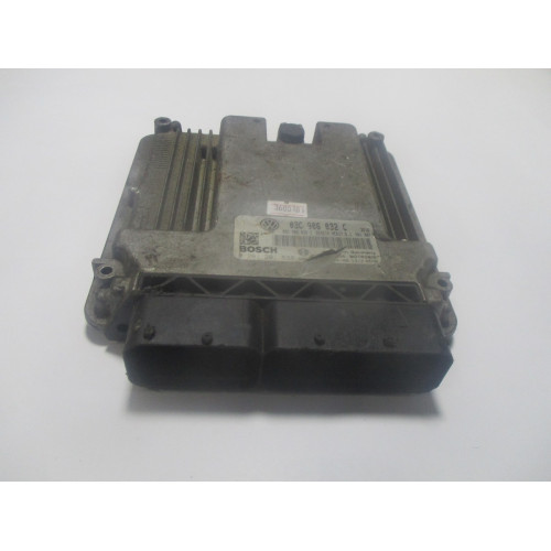 Volkswagen Golf 1.4 Motor Beyni Med17.5.1 0261201538 03C906032C
