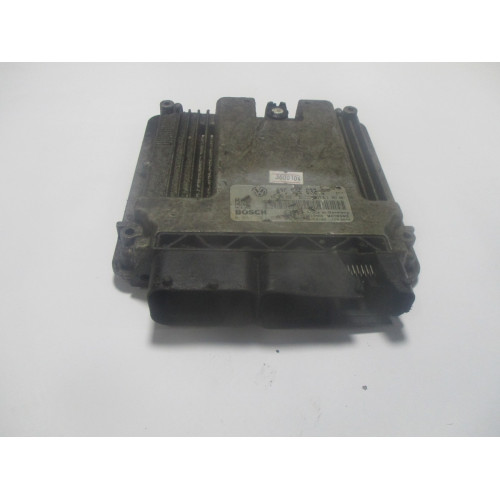 Volkswagen Golf 1.4 Motor Beyni Med17.5.1 0261201538 03C906032C