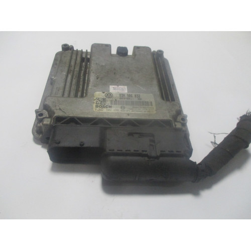 Volkswagen Passat V6 3.2 Motor Beyni MED9.1 0261S02226 03H906032