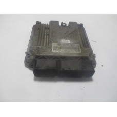 Volkswagen Touran 1.4 Motor Beyni Med17.5.1 0261201541 03C906032H