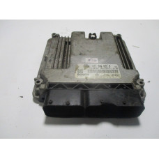Volkswagen Golf 1.4 Motor Beyni Med17.5.1 0261201320 03C906032B