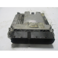 Volkswagen Golf 1.4 Motor Beyni MED17.5.1 0261201771 03C906032P