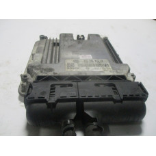 Volkswagen Golf 1.9 Motor Beyni 0281011900 03G906016CB