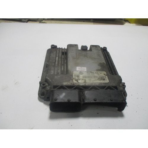 Volkswagen Golf 1.9 Motor Beyni 0281012221 03G906016GJ
