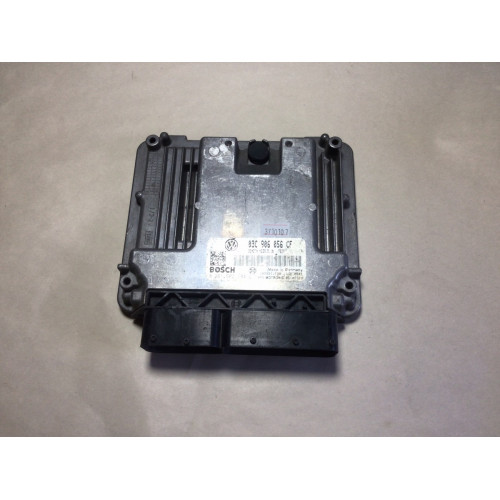 Volkswagen Golf 1.6 Motor Beyni 0261S02184 03C906056CF