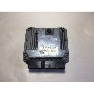Volkswagen Golf 1.6 Motor Beyni 0261S02140 03C906056BN