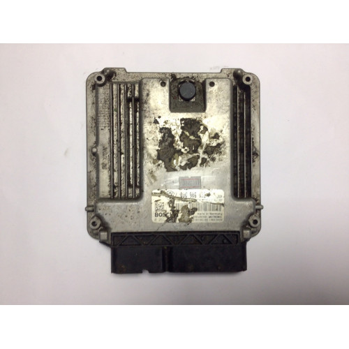 Volkswagen Golf 1.4 Motor Beyni MED17.5.1 0261201771 03C906032P