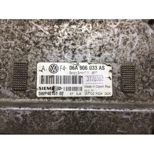 Volkswagen Golf Motor Beyni SIMOS3.3A 5WP4015102 06A906033AS