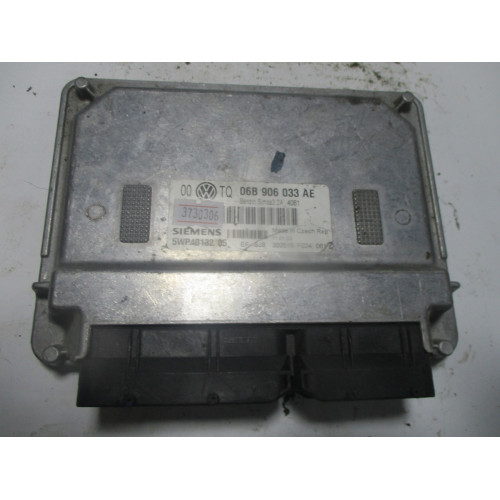 Volkswagen Passat 2.0 Motor Beyni SIMOS3.2A 5WP4013205 06B906033AE