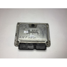 Volkswagen Golf 1.6 Motor Beyni Med9.5.10 0261S02007 03C906056A
