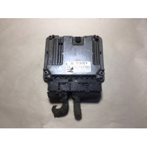 Volkswagen Golf 1.6 Motor Beyni 0261S02140 03C906056BN