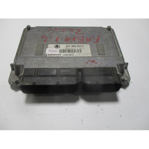 Skoda Fabia 1.4 Motor Beyni 047906033C