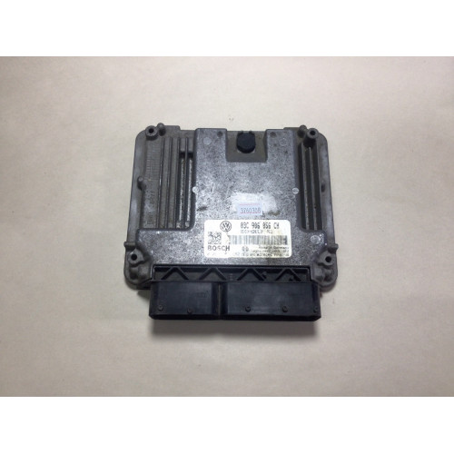 Volkswagen Touran 1.6 Motor Beyni MED9.5.10 0261S02182 03C906056CH