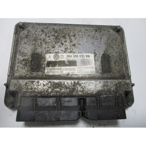 Volkswagen Motor Beyni 5WP4019302 06A906033BN