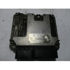 Volkswagen Tiguan 2.0 Motor Beyni 0261S04054 06J906026AB