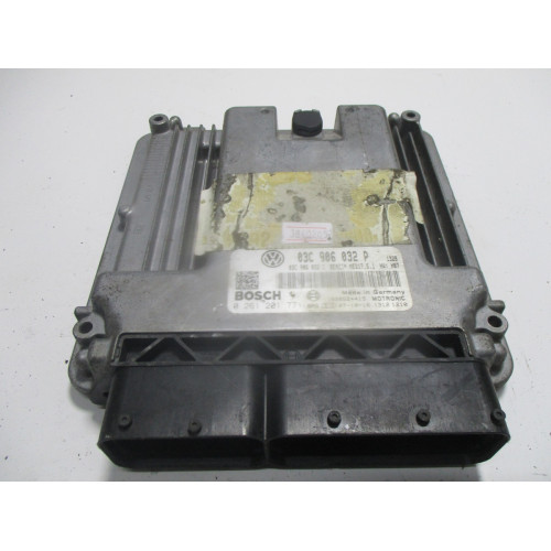 Volkswagen Golf 1.4 Motor Beyni MED17.5.1 0261201771 03C906032P