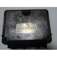 Volkswagen Golf 2.0 Motor Beyni M5.9.2 0261206261 06A906018FK