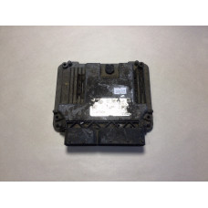 Volkswagen Golf 1.4 Motor Beyni 03C906016AM 0261S06083