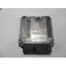 Volkswagen Golf 1.4 Motor Beyni Med17.5.1 0261201320 03C906032B