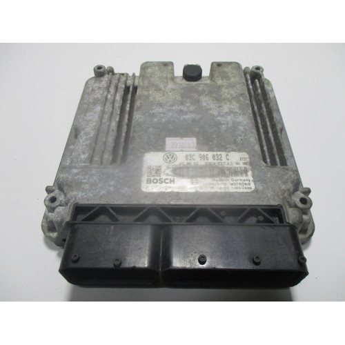 Volkswagen Golf 1.4 Motor Beyni MED17.5.1 0261201538 03C906032C