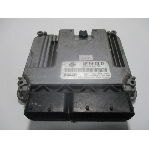 Volkswagen Passat 2.0 Motor Beyni MED9.5.10 0261S02098 06F906056DH