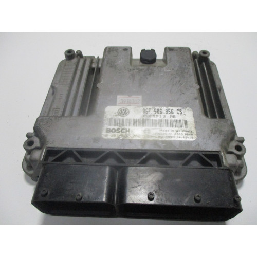 Volkswagen Golf 2.0 Motor Beyni MED9.5.10 0261S02088 06F906056CS