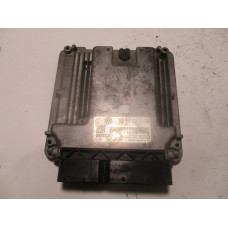 Volkswagen Golf 5 2.0 Motor Beyni MED9.1 0261S02217 1K0907115F