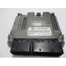 Volkswagen Golf 2.0 Motor Beyni MED9.5.10 0261S02264 06F906056FG